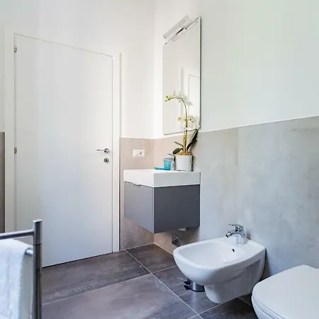Amazing - By Rent Apartment